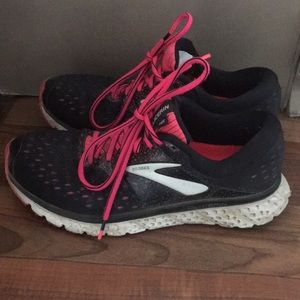 Brooks glycerin 16 size 9 running gym shoe